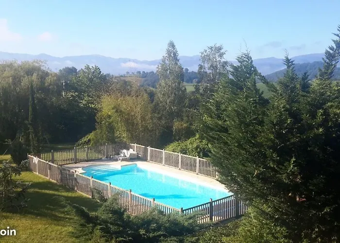 Harkurutxea Avec Piscine *